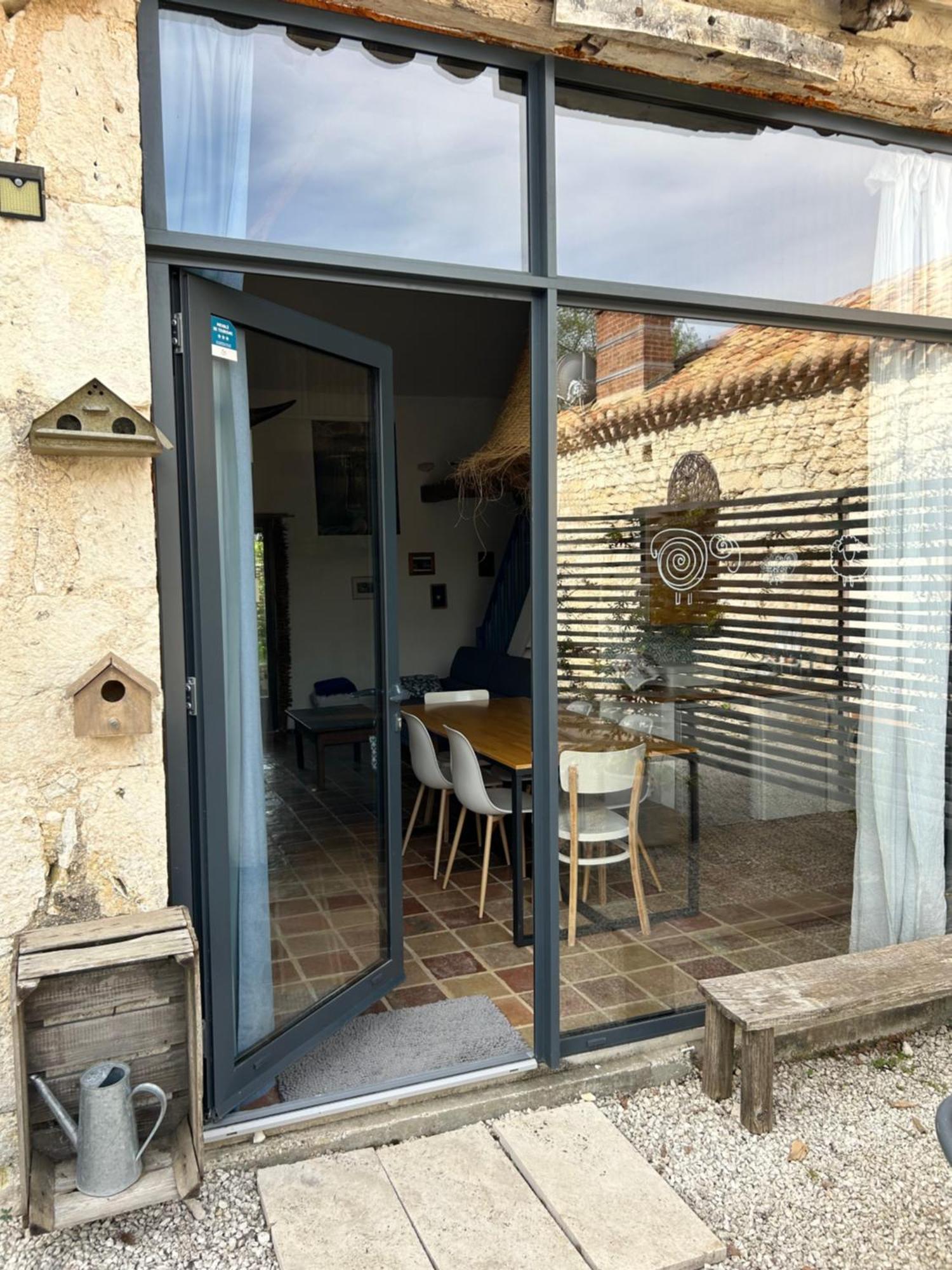 Les Fontanelles Du Quercy Blanc Villa Montcuq Buitenkant foto